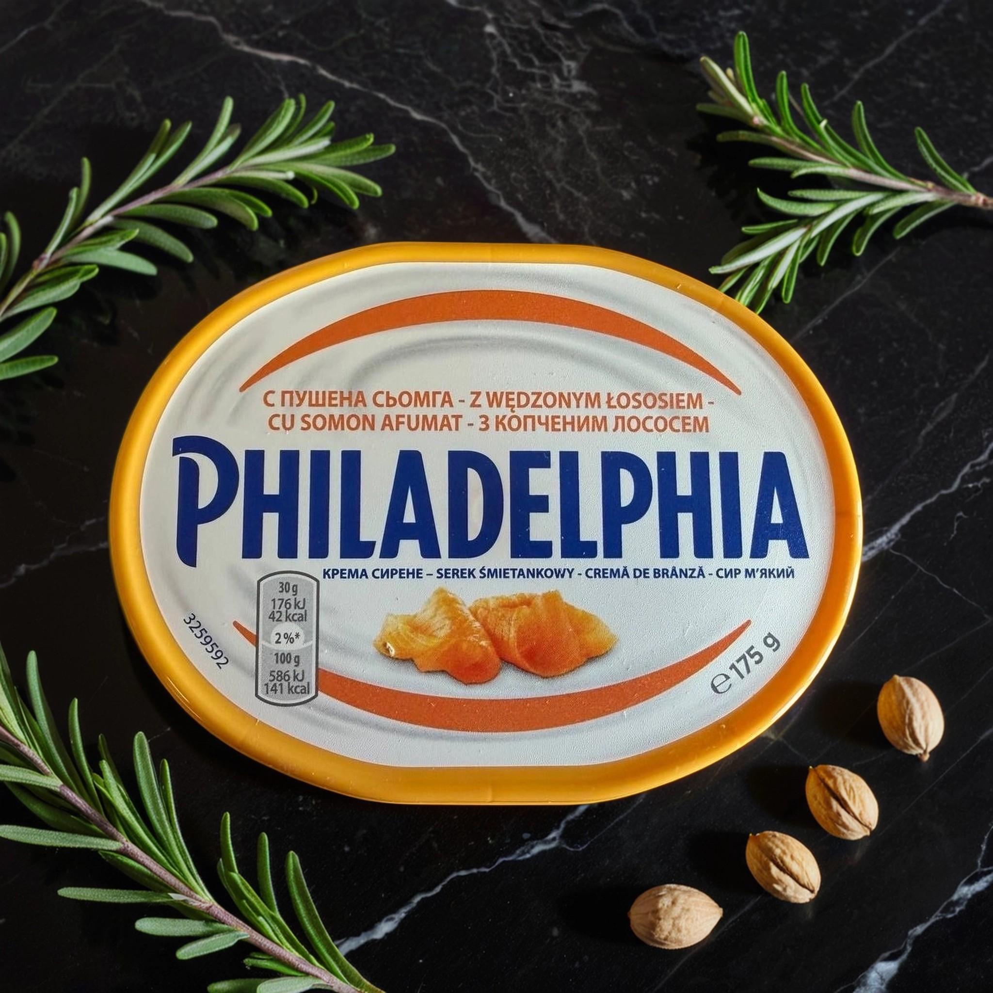 Мягкий сливочный  сыр Филадельфия  с лососем, Philadelphia  "Salmon", 175г