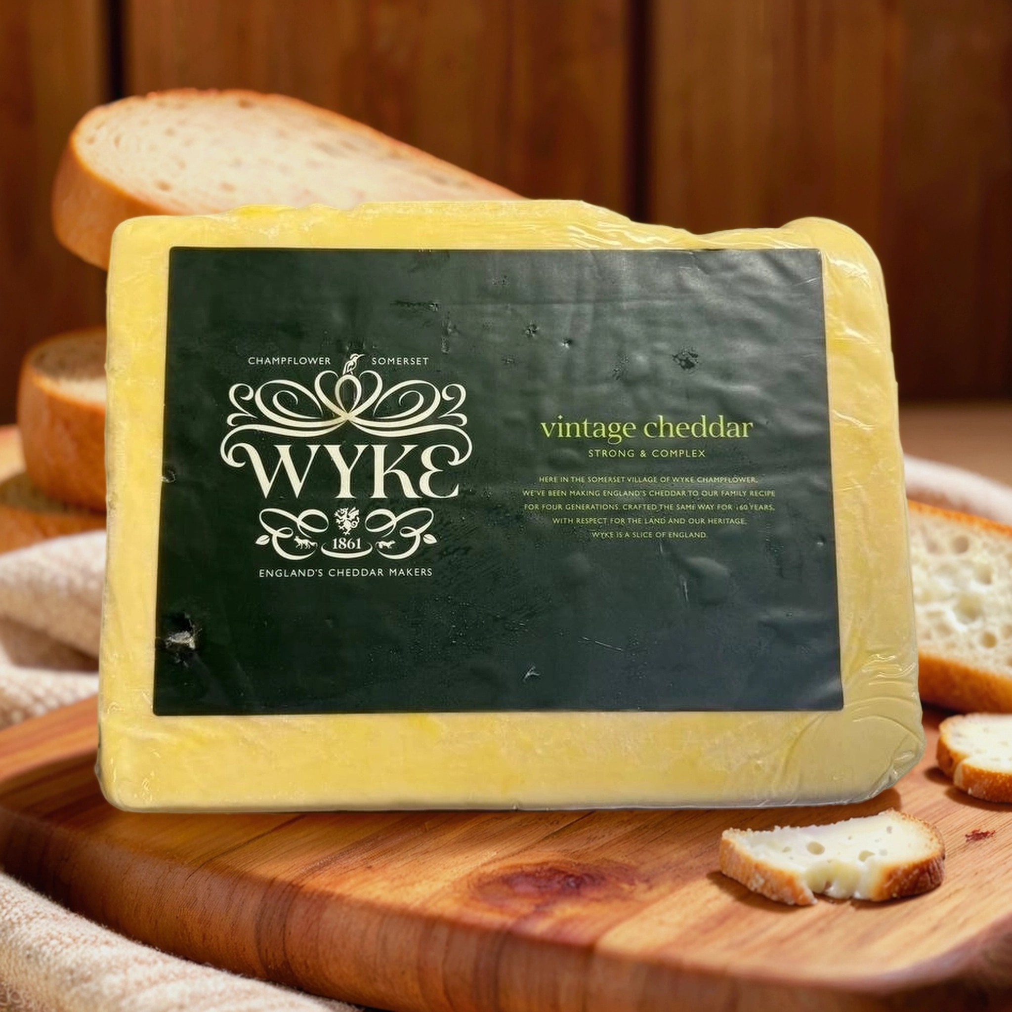 Чеддер WYKE RED VINTAGE, зеленый, (нарезка от заводского бруса), 500 гр.