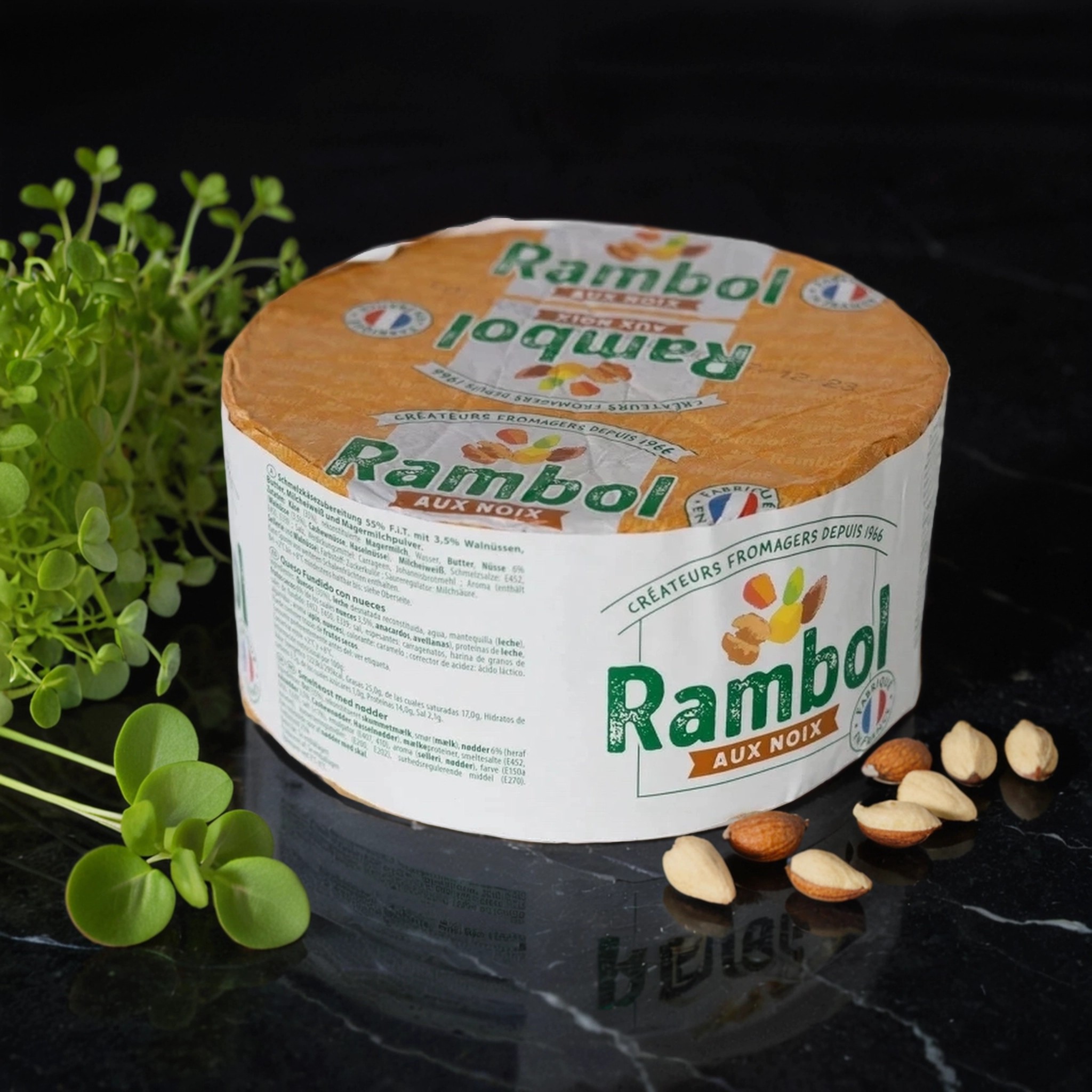 Мягкий Сыр Рамболь с орехами, Rambol aux No, 1000 гр.